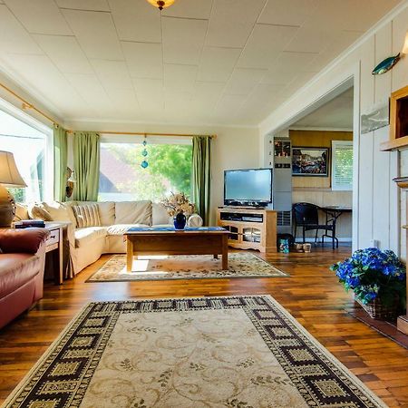 Coastal Breeze Villa Depoe Bay Exterior foto
